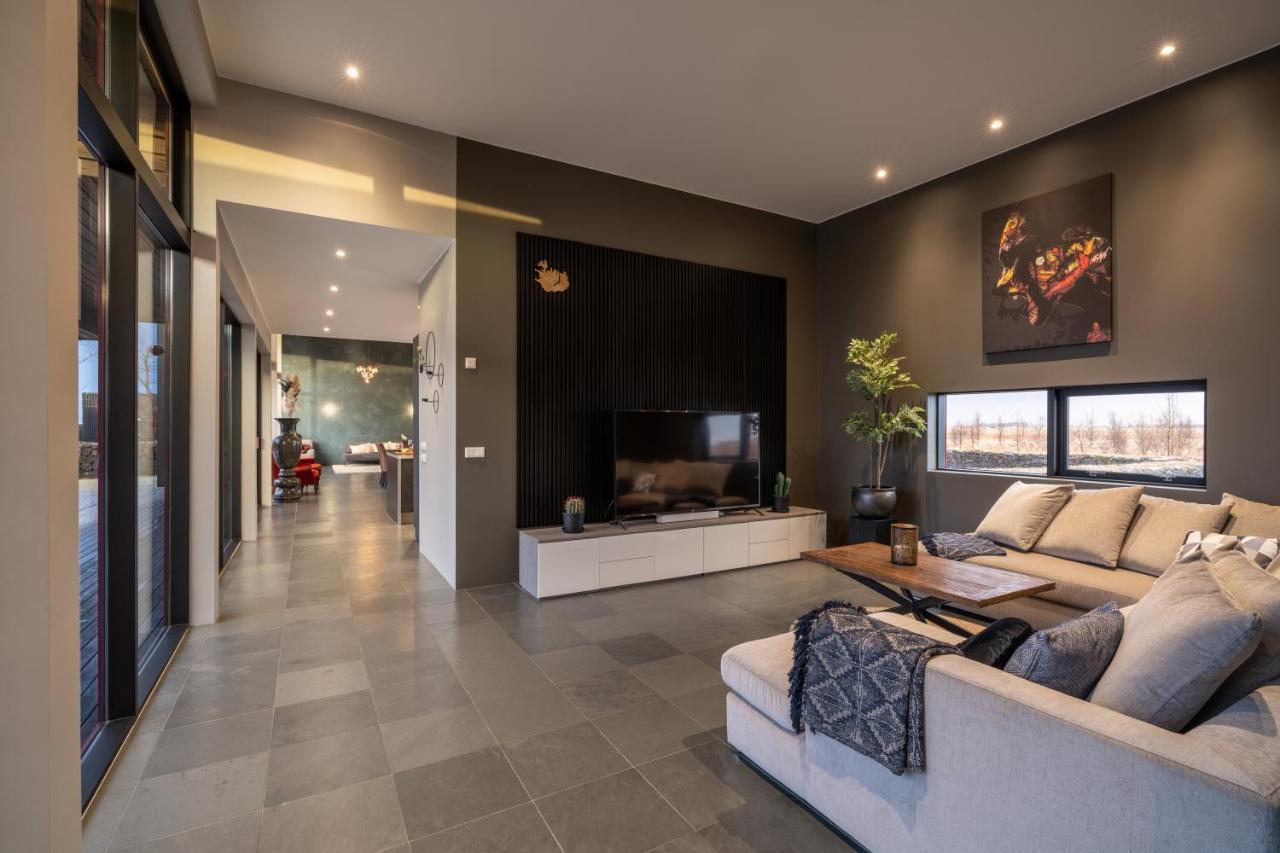Hrafntinna Villa 塞尔福斯 外观 照片